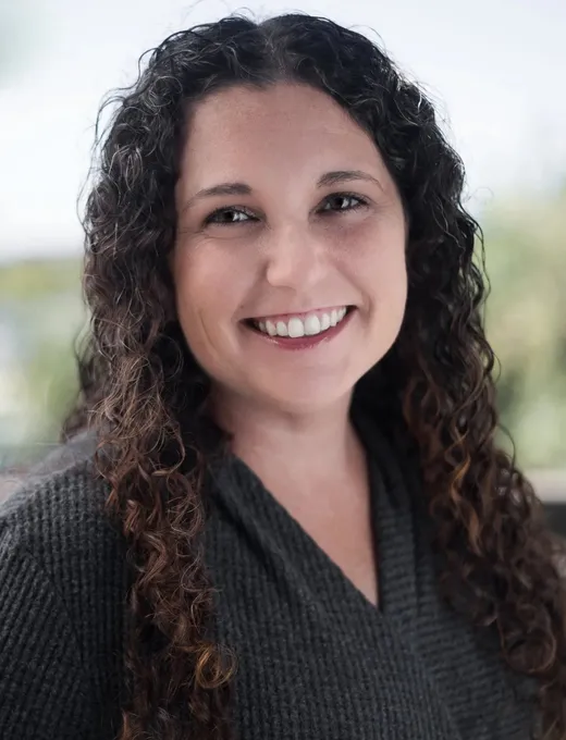 Casie Lopez, MS., LMFT, Supervisor
