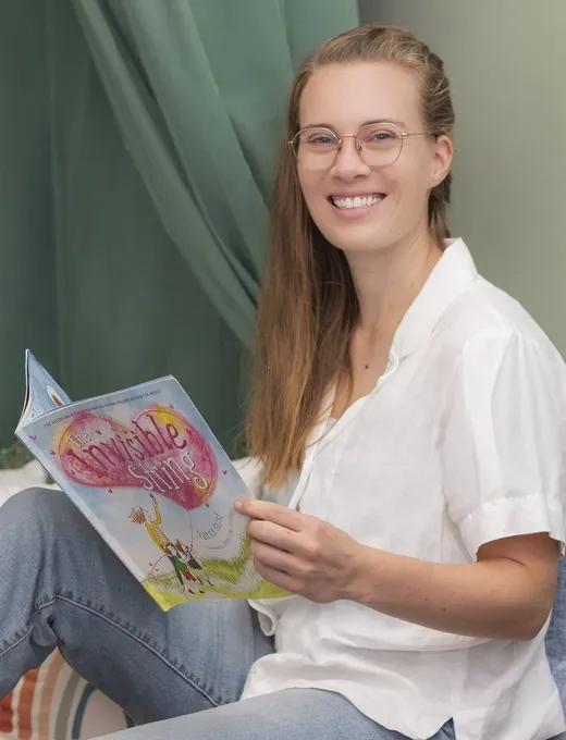 Hannah Robinson, MA., Clinical Marriage and Family Therapist, AMFT